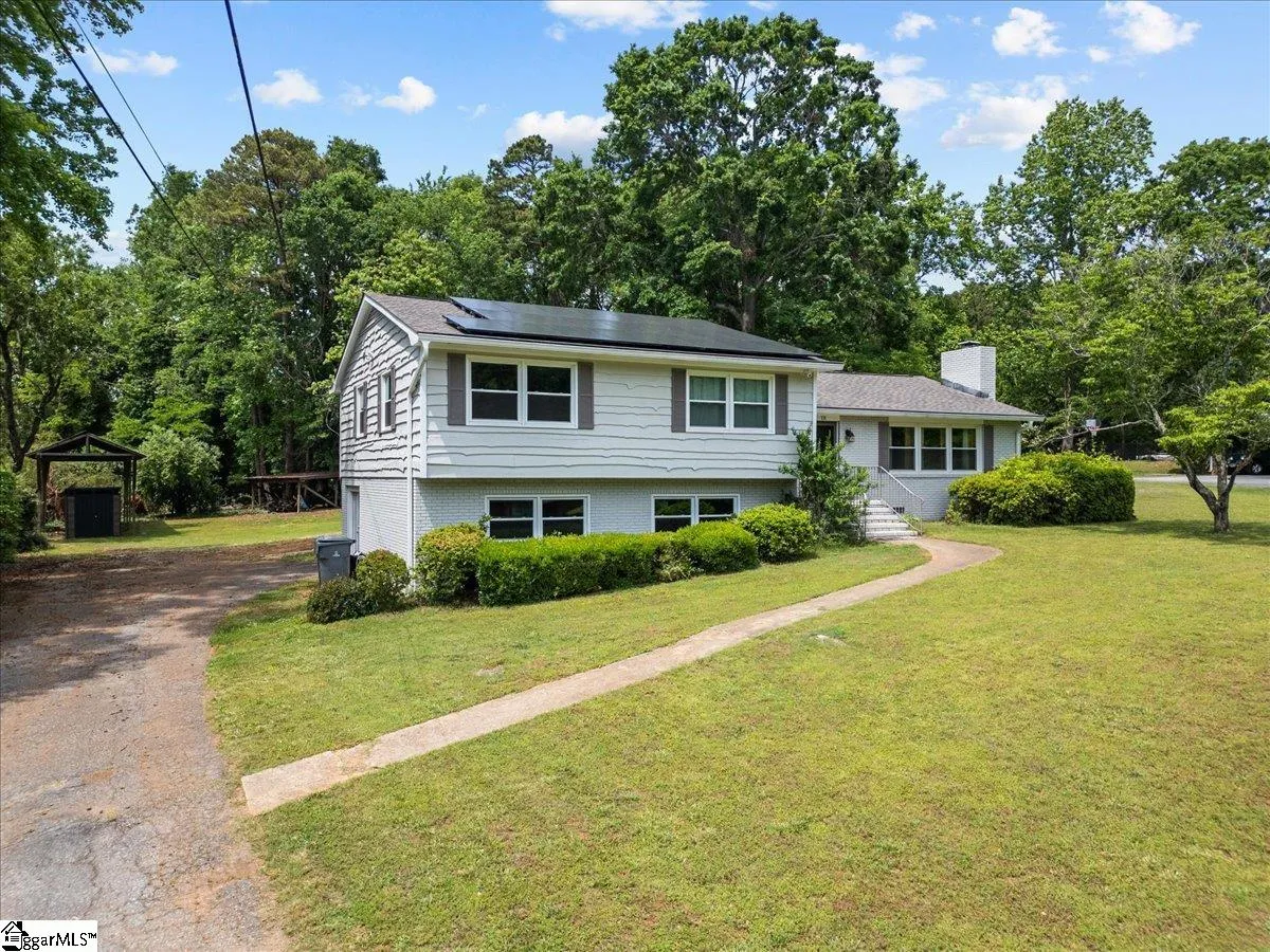Property image 2 at 131 Hillbrook Drive, Spartanburg, SC 29307