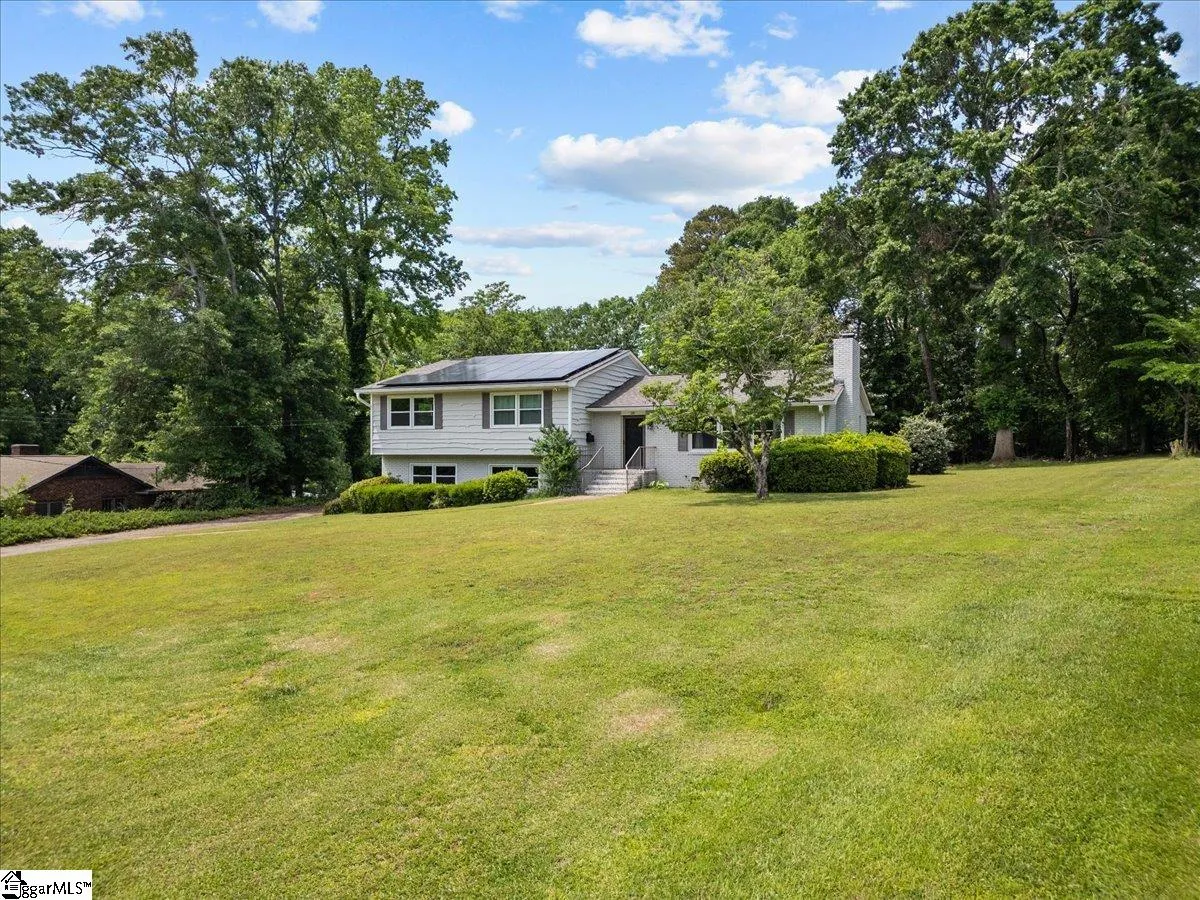 Property image 3 at 131 Hillbrook Drive, Spartanburg, SC 29307