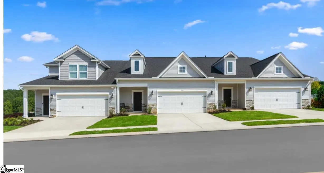 Property image 1 at 607 Isleworth Lane, Greenville, SC 29611