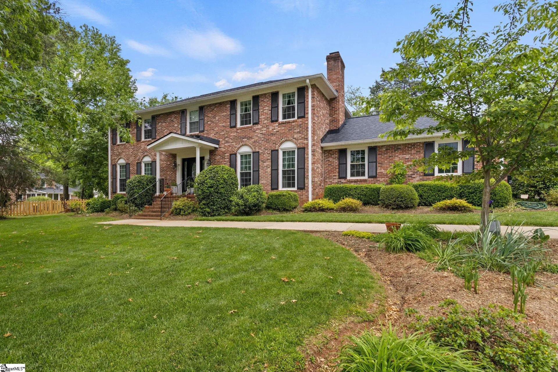 112 Woodhill Lane