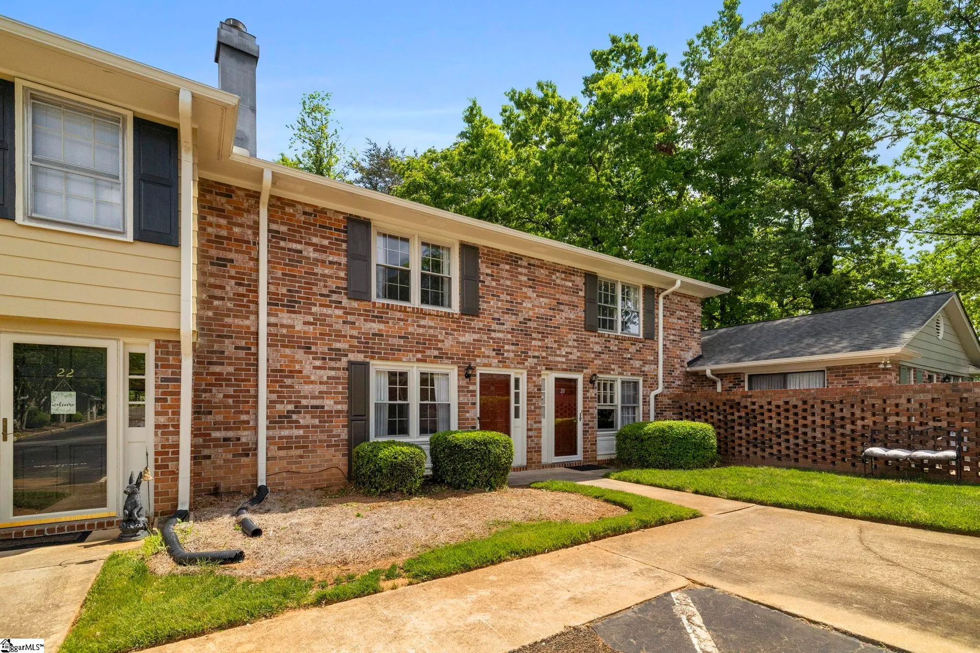 Property image 2 at 710 Hunts Bridge Road, Greenville, SC 29617