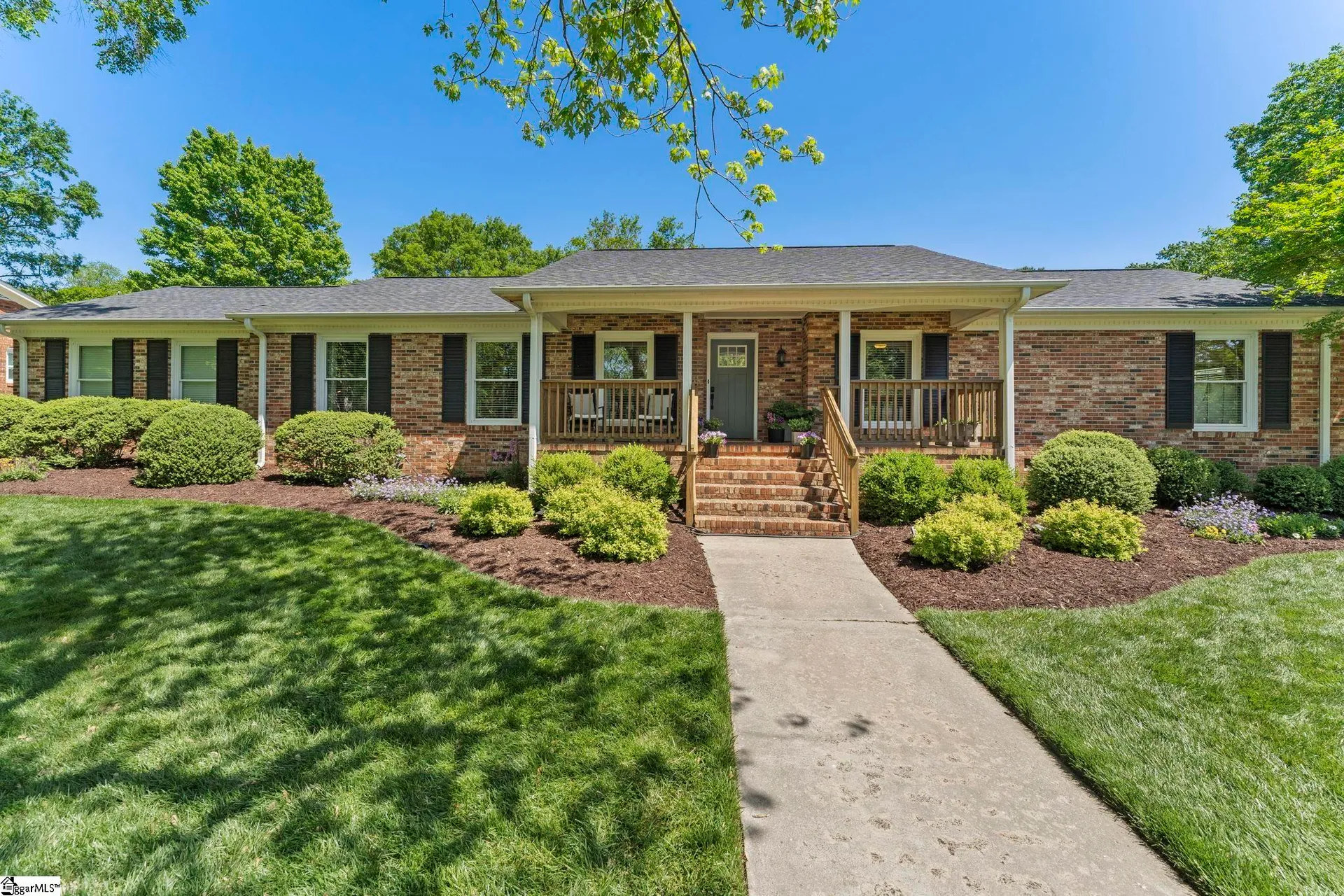 27 Hillsborough Drive