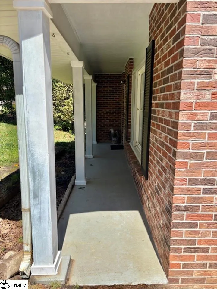 Property image 2 at 4 Cliffside Drive, Greenville, SC 29605
