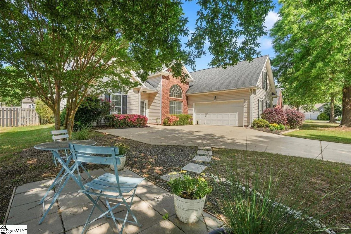 Property image 3 at 7 Baneberry Court, Simpsonville, SC 29680