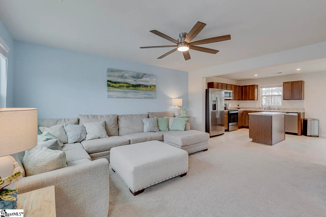 Property image 3 at 410 Brookshade Way, Simpsonville, SC 29680