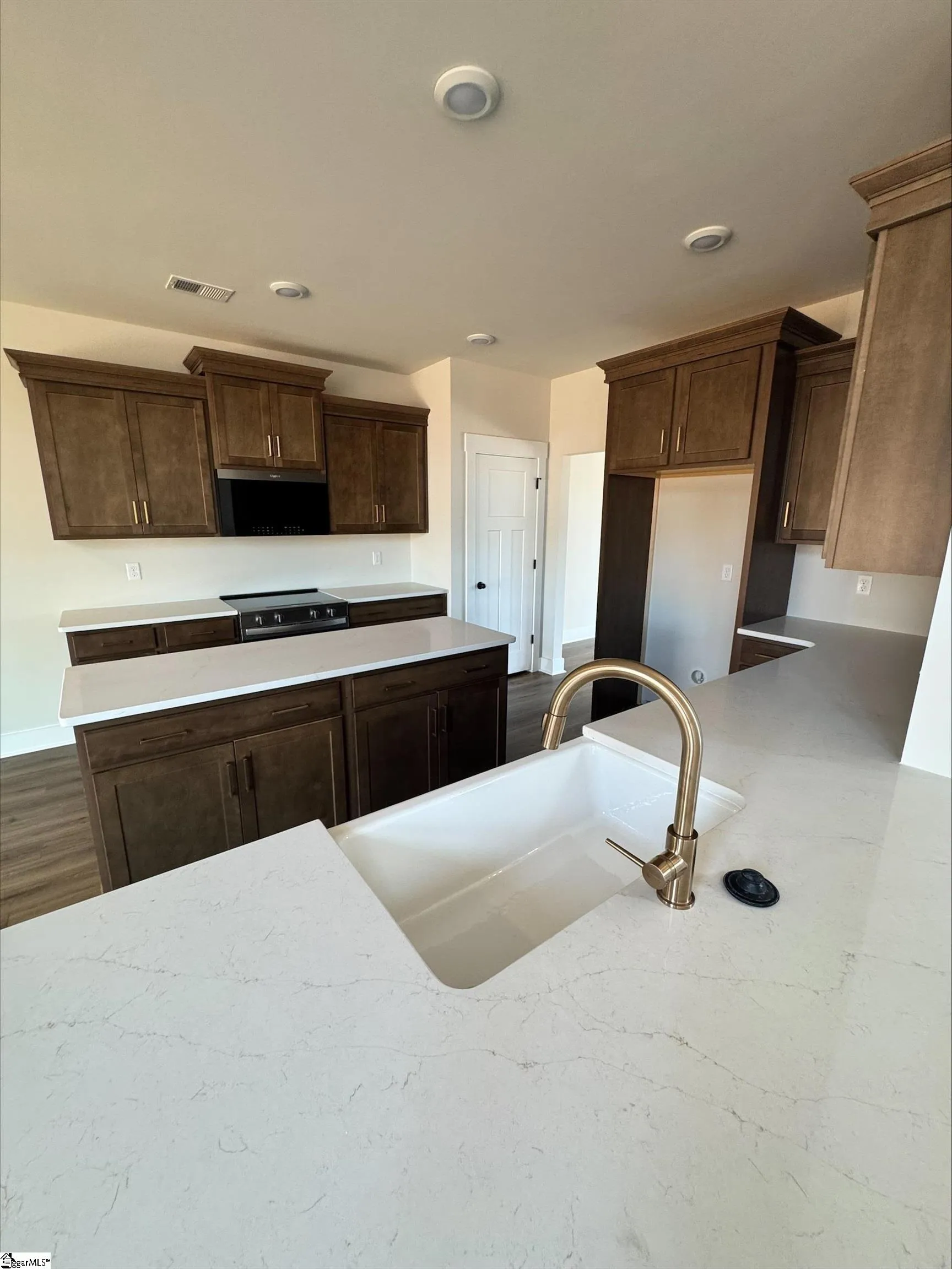 Property image 5 at 800 Lonsdale Court, Woodruff, SC 29388