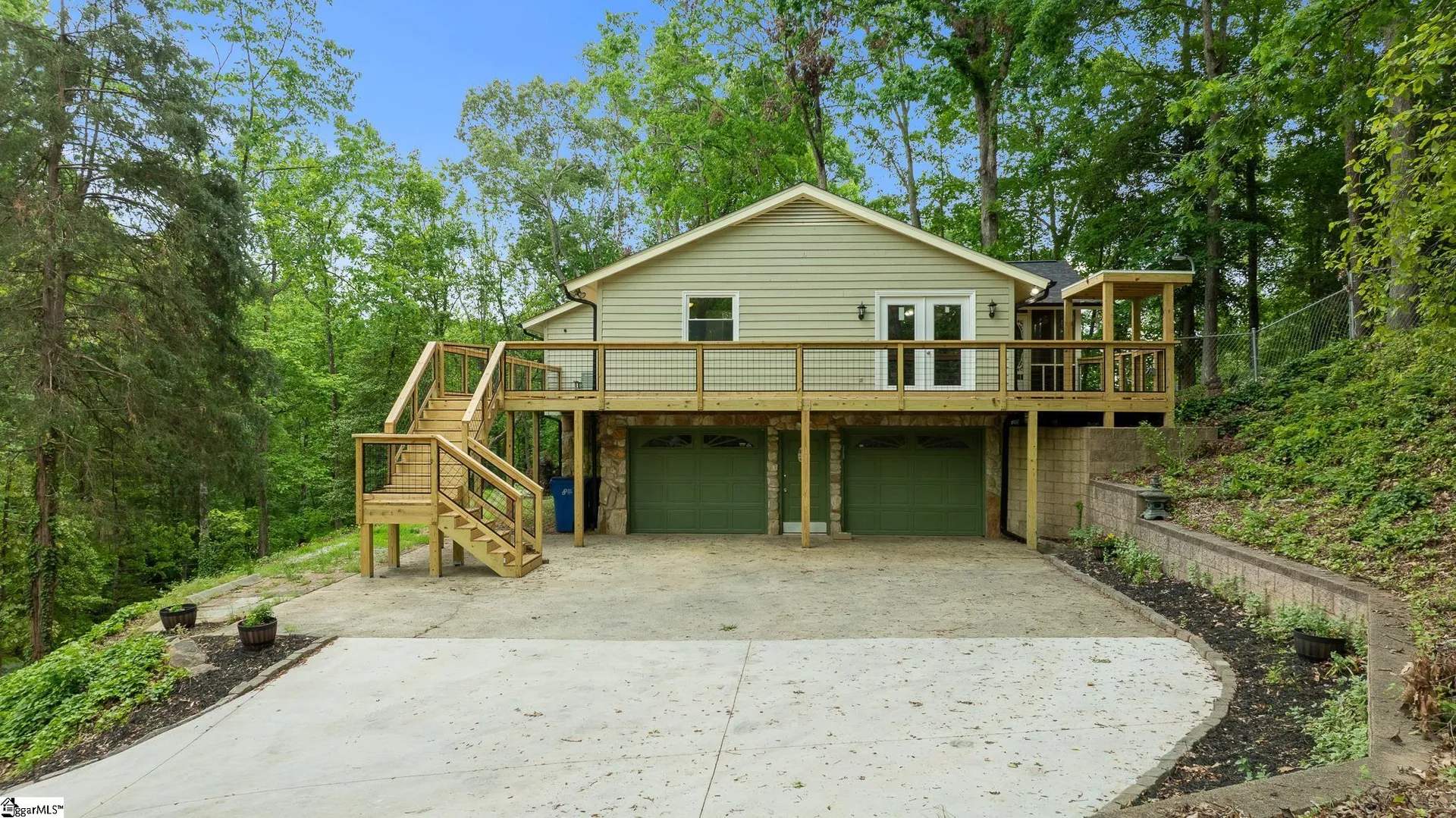 Property image 3 at 328 Eastcliffe Way, Greenville, SC 29611