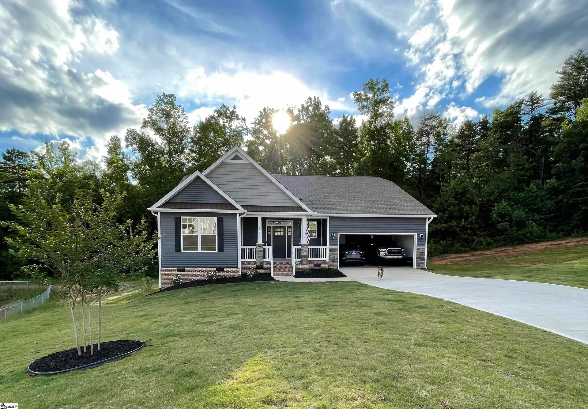 407 Saylor Way