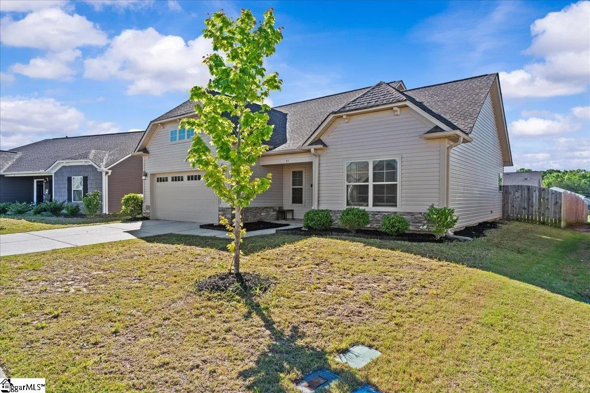 Property image 3 at 11 Snowy Court, Fountain Inn, SC 29644
