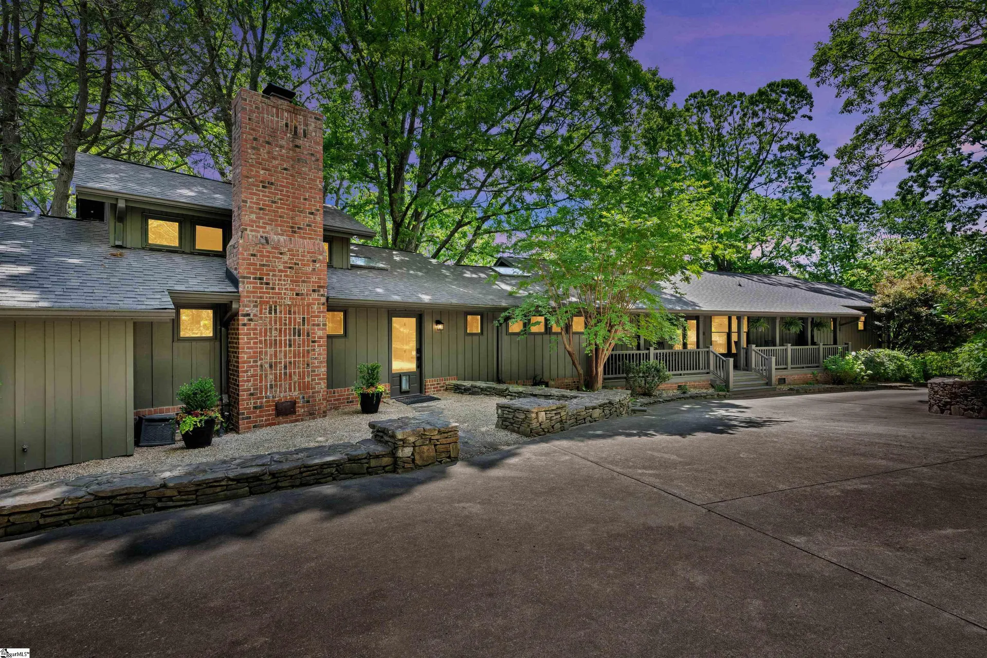 404 Audubon Road
