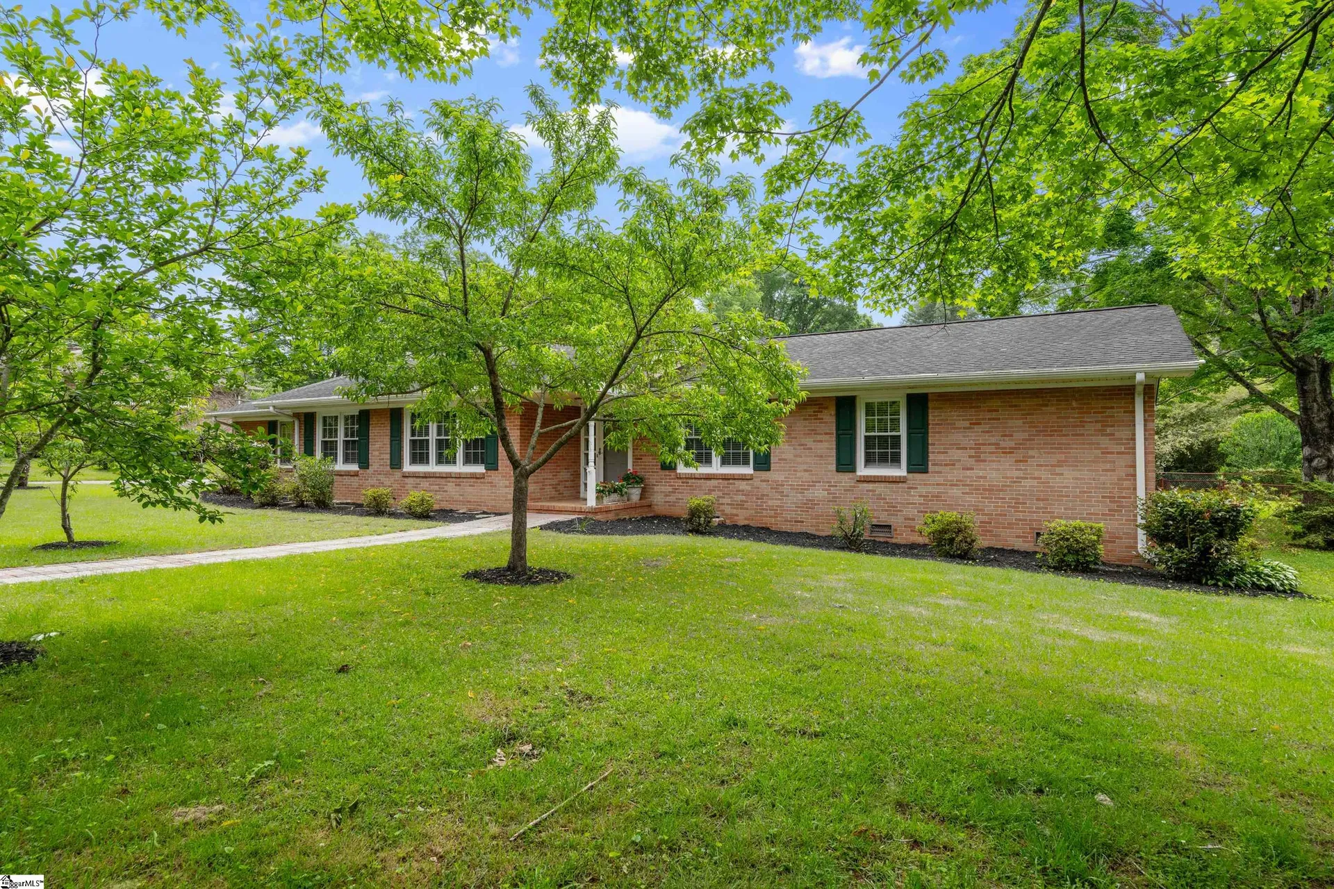 5 Covington Road
