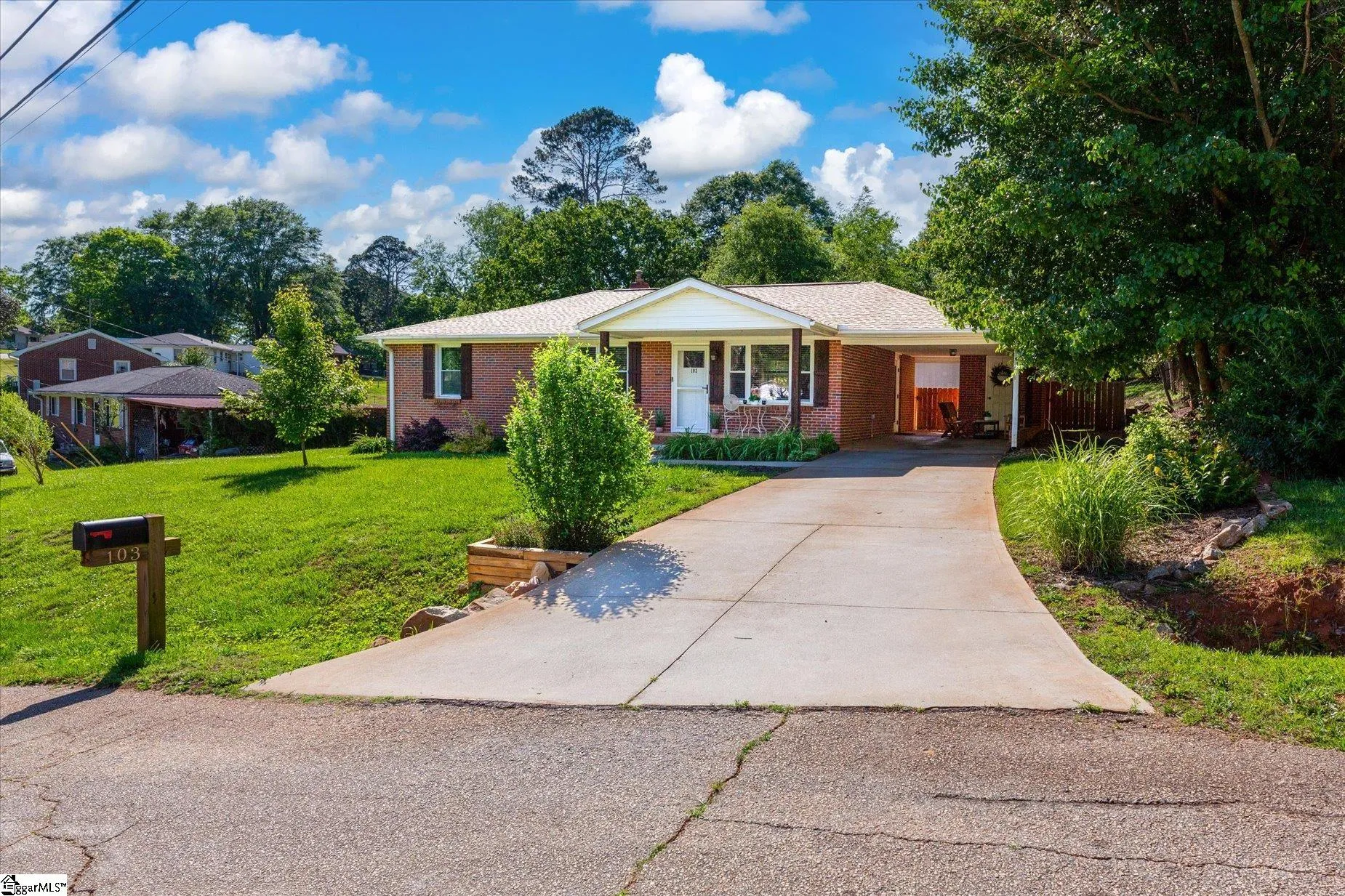 Property image 3 at 103 Derwood Circle, Greenville, SC 29617