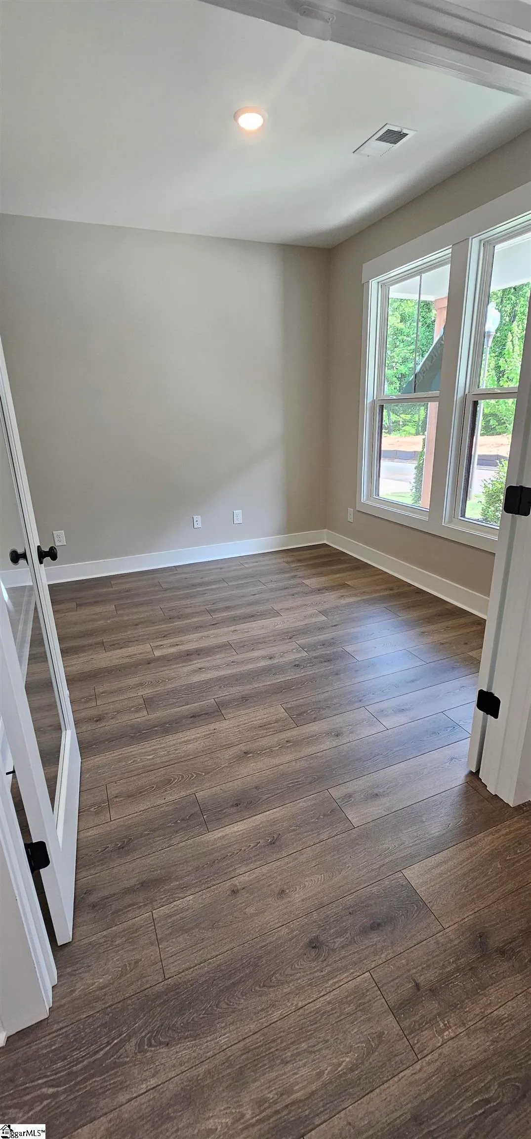 Property image 3 at 319 Breakwater Lane, Seneca, SC 29678