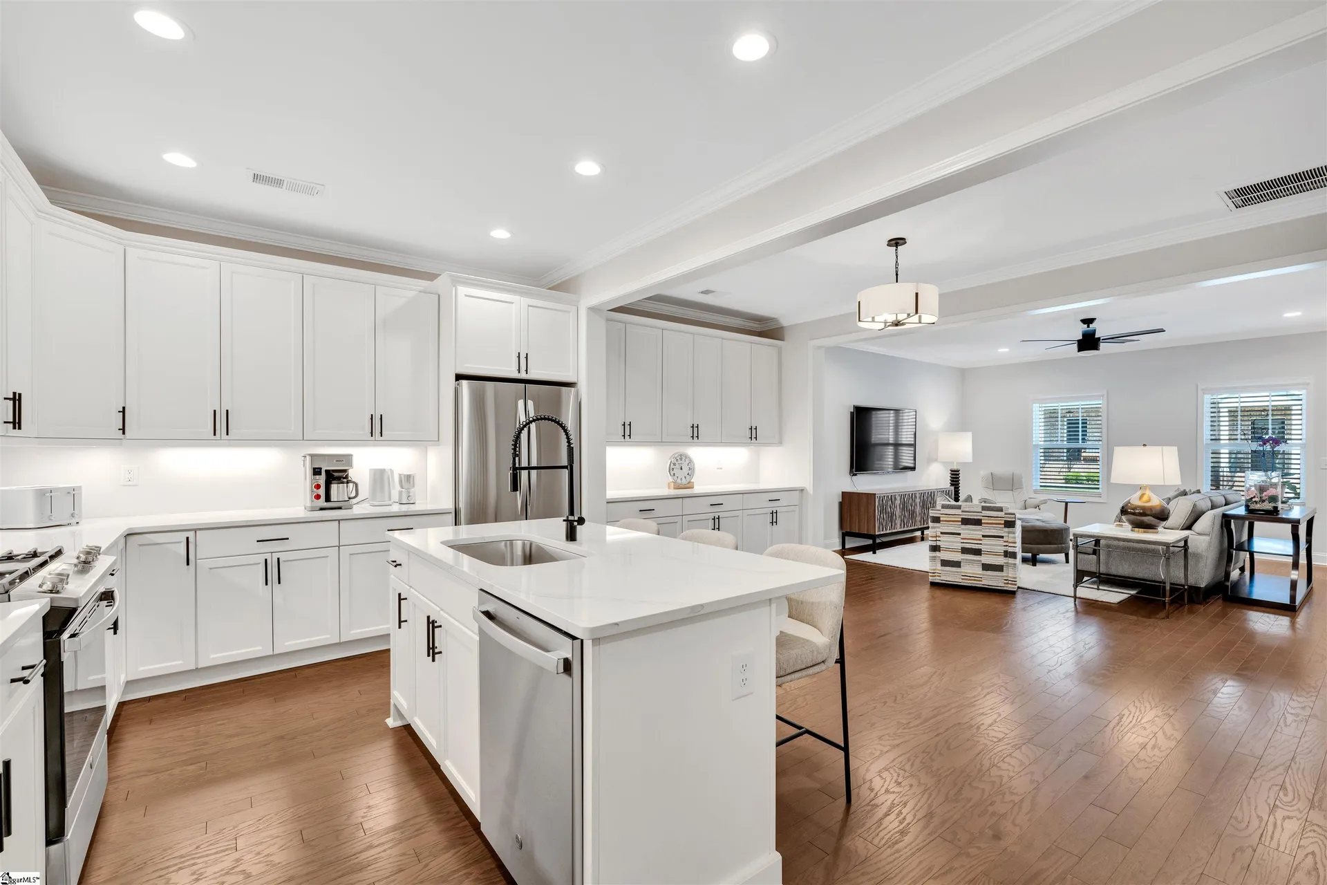Property image 5 at 26 Peckham Street, Greenville, SC 29607