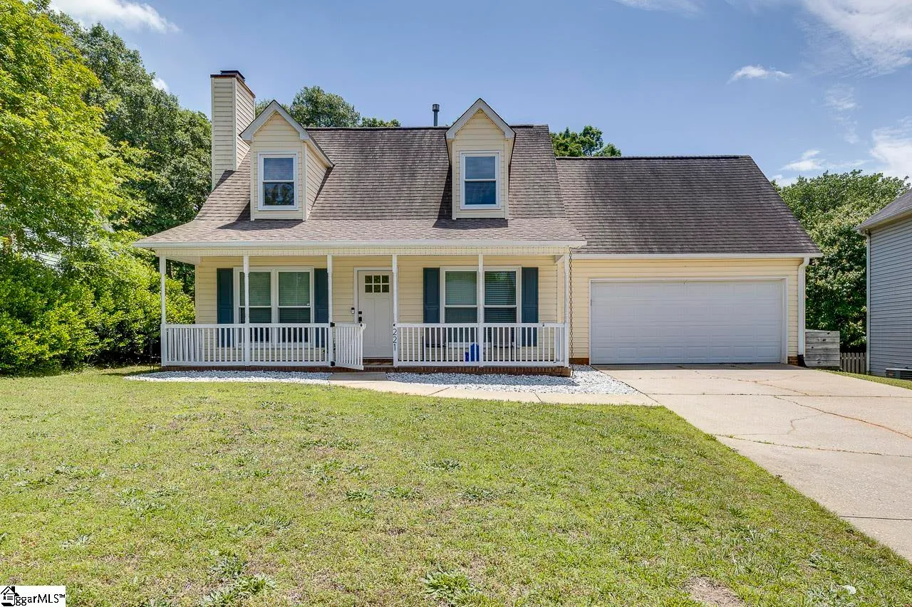 Property image 2 at 221 Twin Falls Drive, Simpsonville, SC 29680