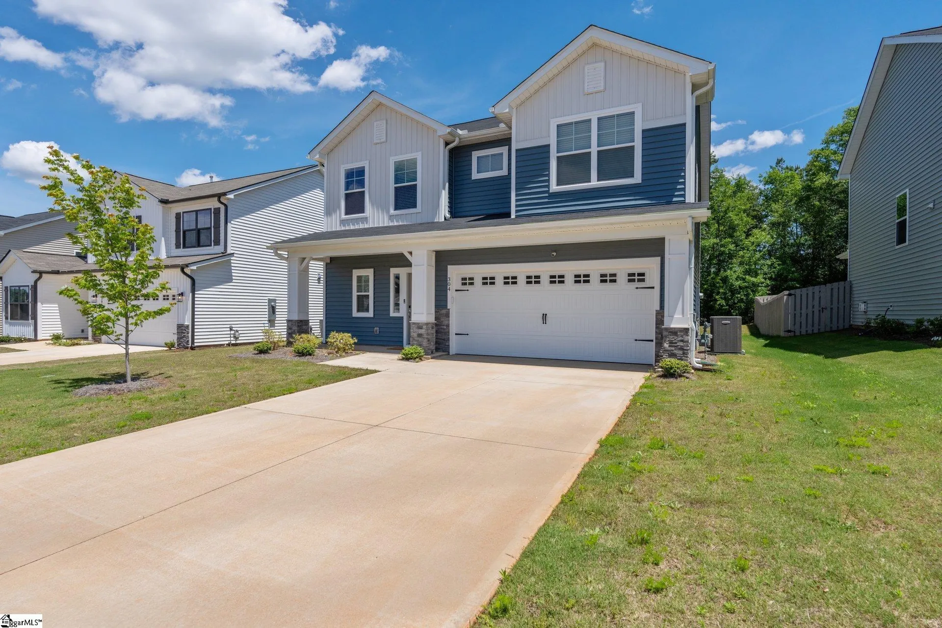 Property image 2 at 304 Ridgepark Lane, Greenville, SC 29607