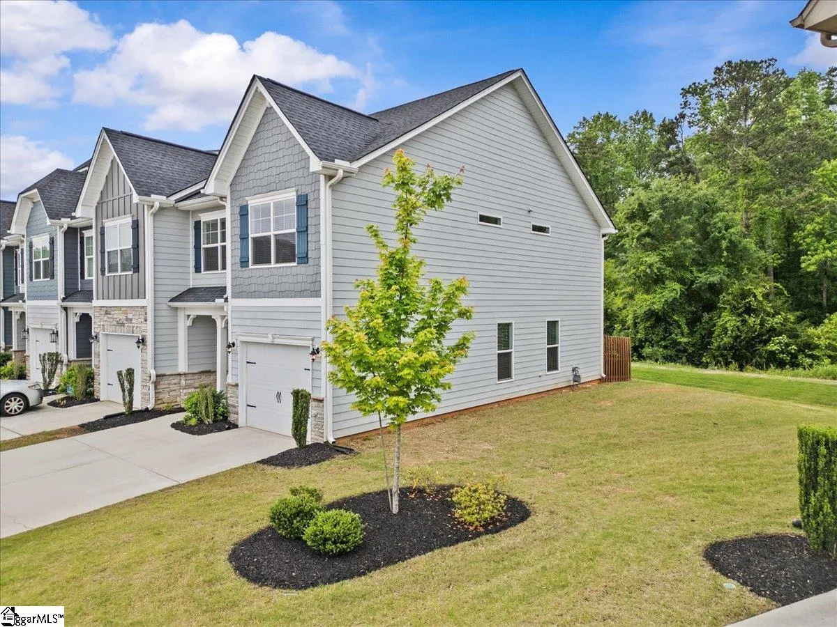 Property image 3 at 205 Hartland Place, Simpsonville, SC 29680