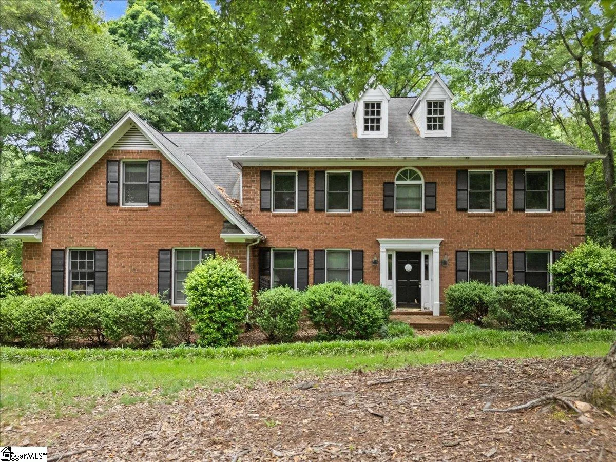 Property image 1 at 402 Woodgrove Trace, Spartanburg, SC 29301