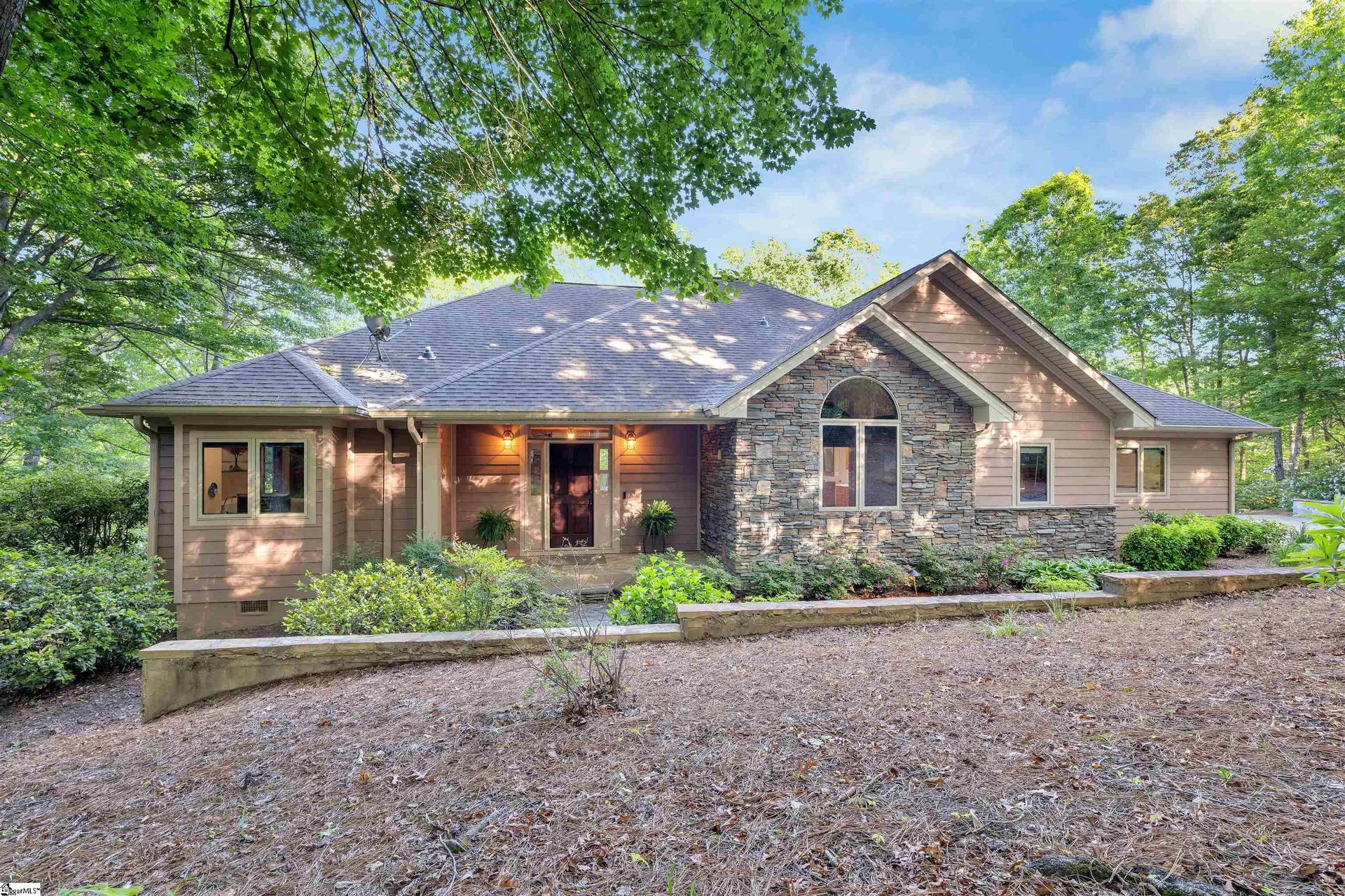 Property image 2 at 101 Glen Hollow Road, Travelers Rest, SC 29690