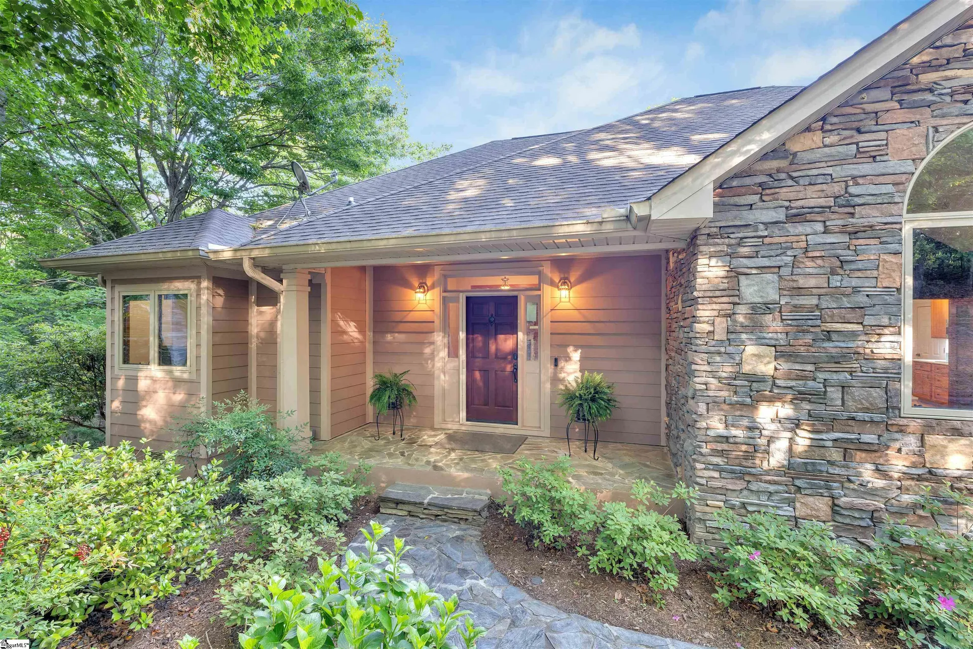 Property image 3 at 101 Glen Hollow Road, Travelers Rest, SC 29690