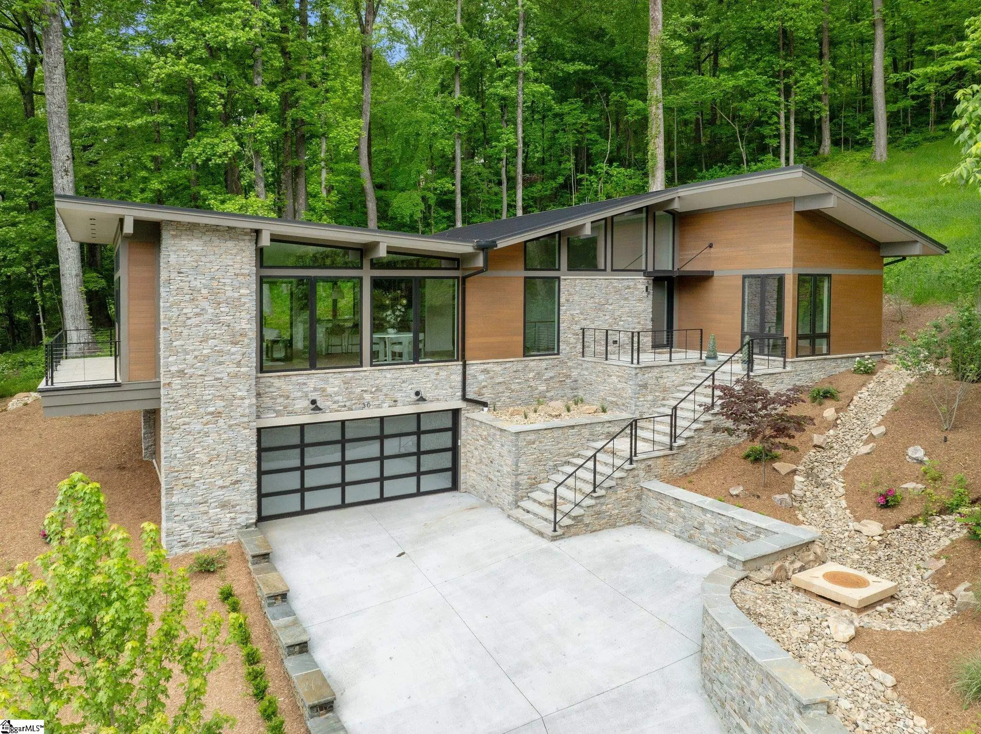 Property image 4 at 30 Windfaire Pass Court, Greenville, SC 29609