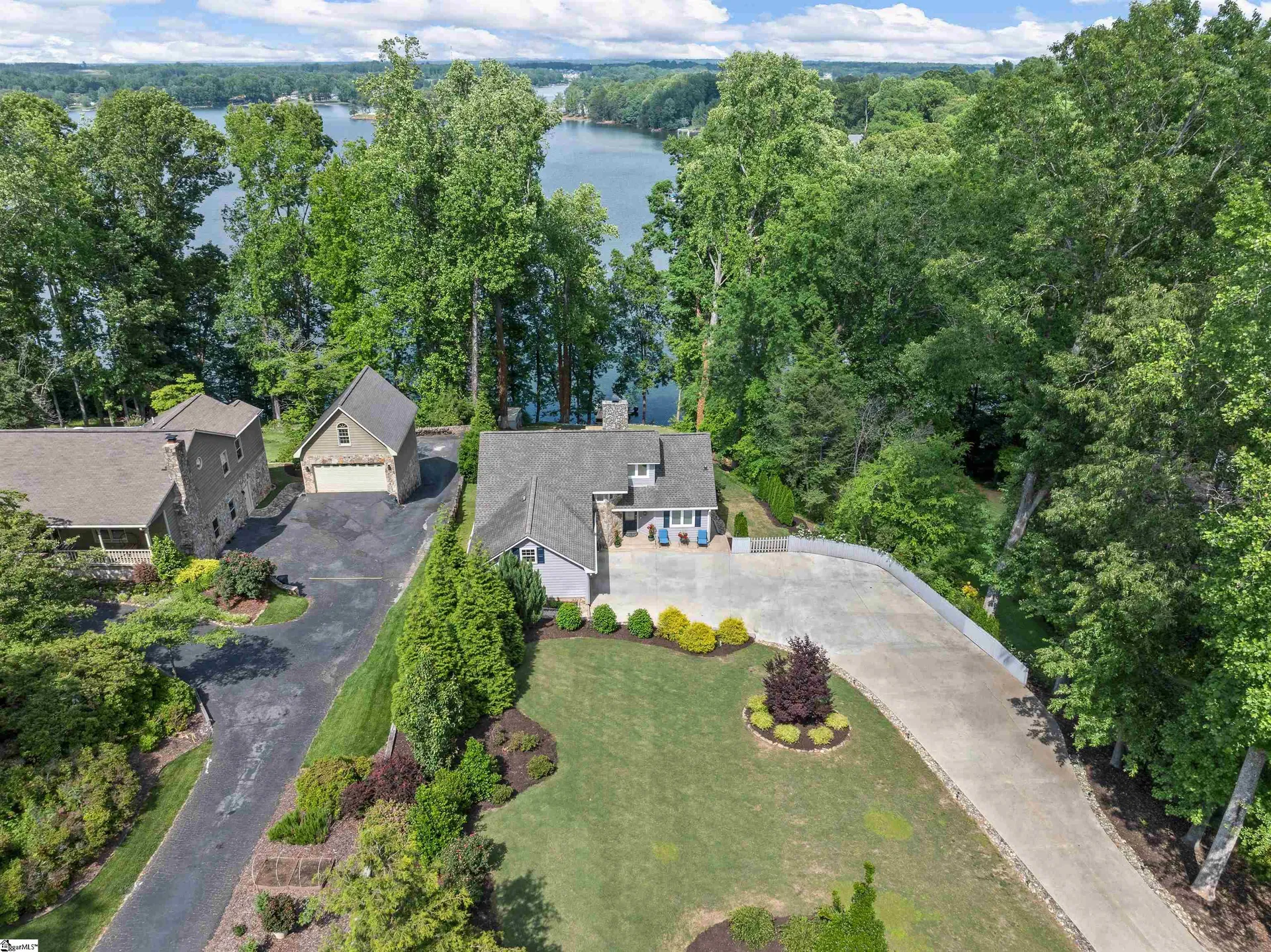 Lakewinds, Inman Community