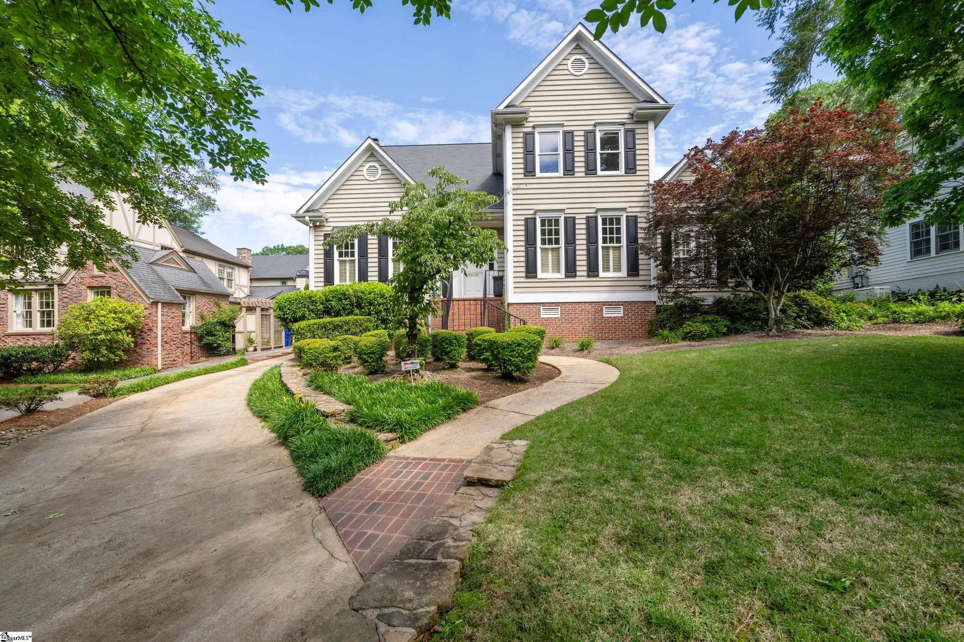 Property image 2 at 75 Woodvale Avenue, Greenville, SC 29605