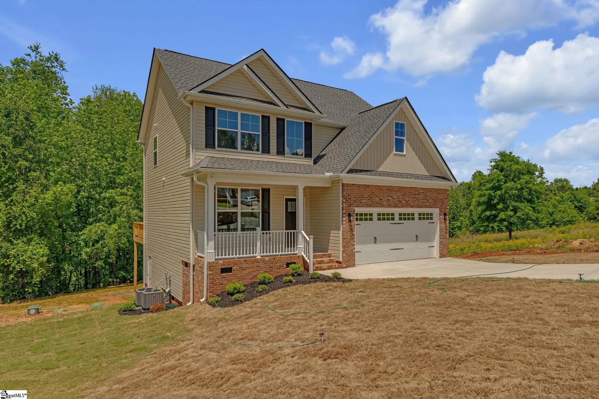 Property image 2 at 124 River Oaks Circle, Piedmont, SC 29673