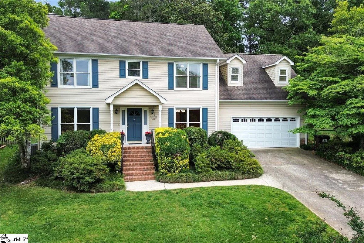 111 Golf View Lane