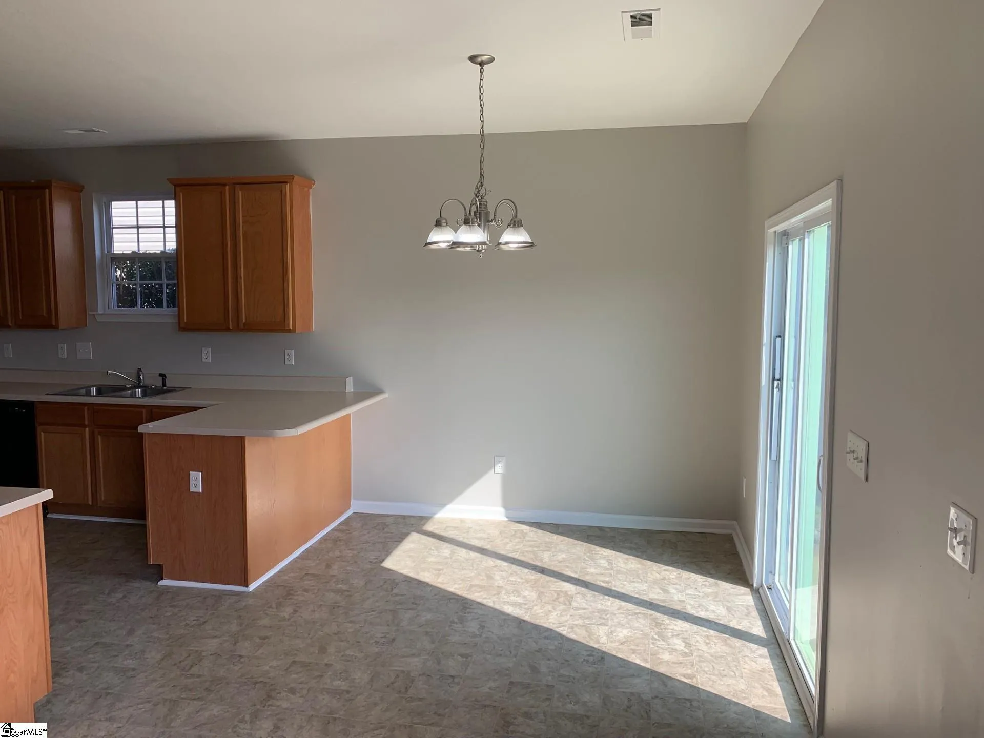 Property image 3 at 15 Tack Lane, Greer, SC 29650