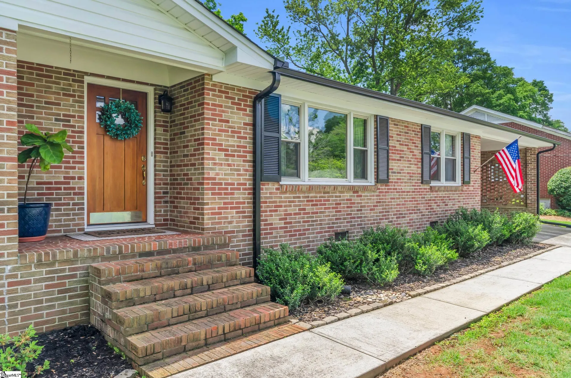 Property image 2 at 101 Kenilworth Court, Greenville, SC 29615