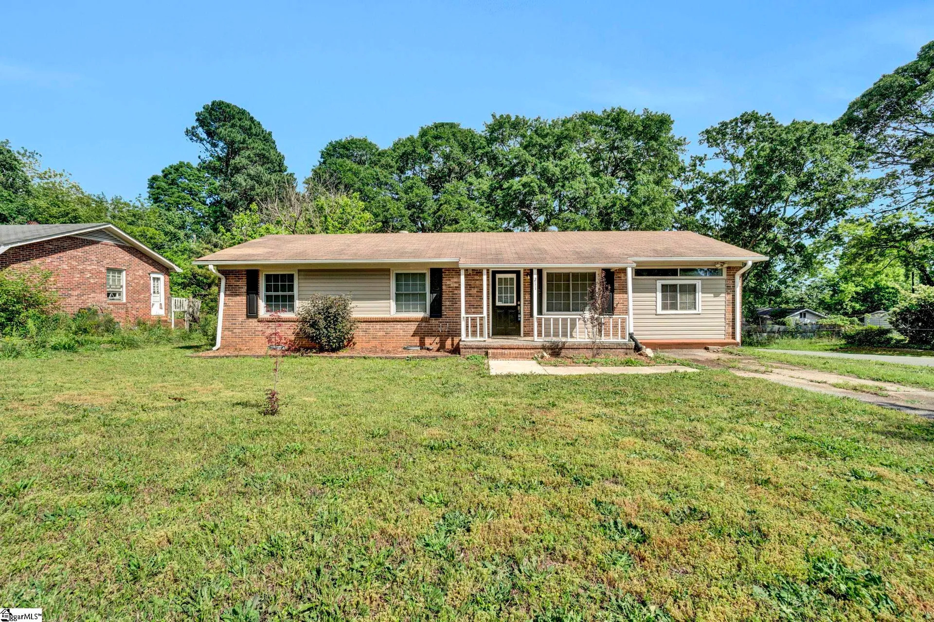 Serene Heights, Greer Community