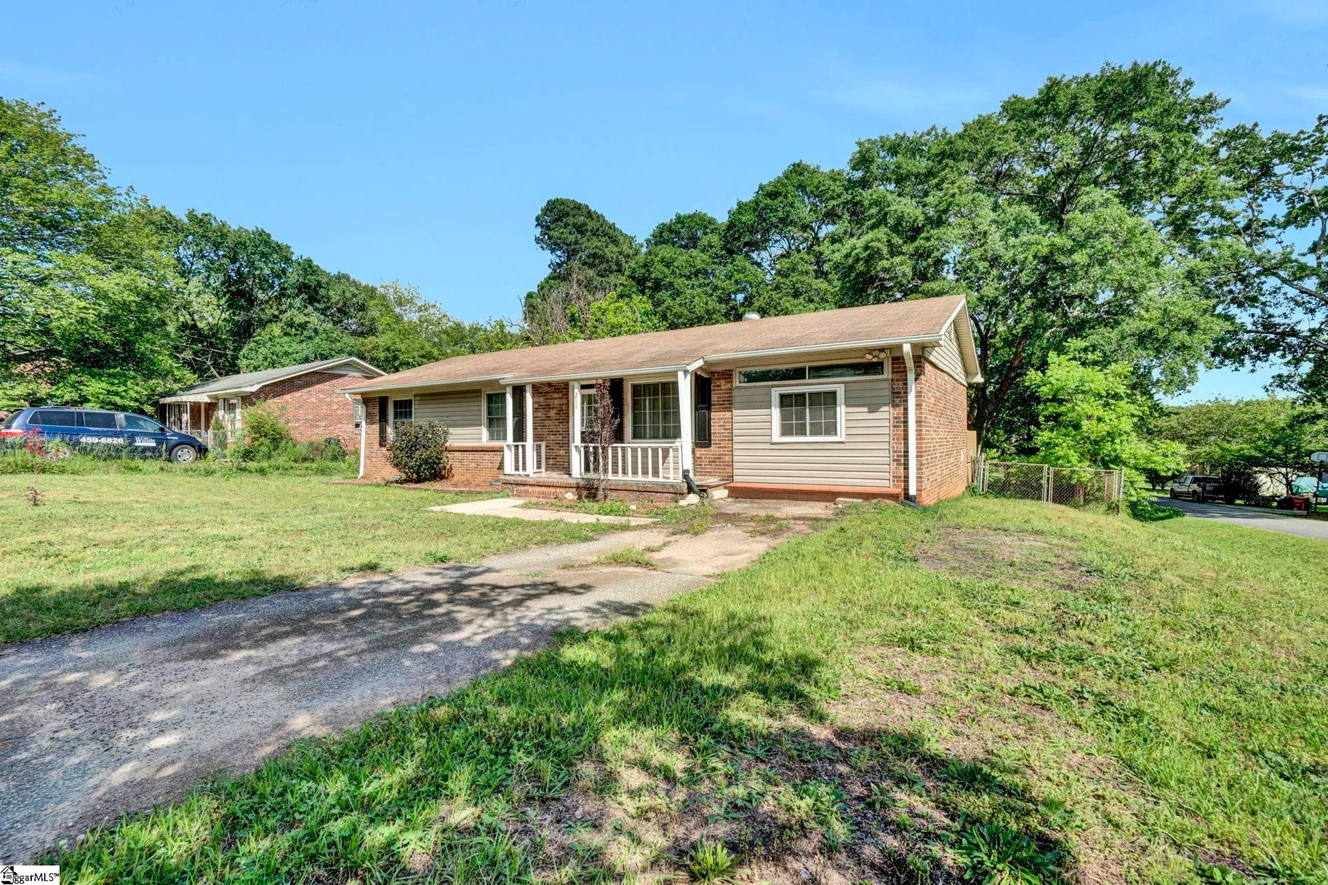 Property image 2 at 211 Skyline Road, Greer, SC 29651-6264