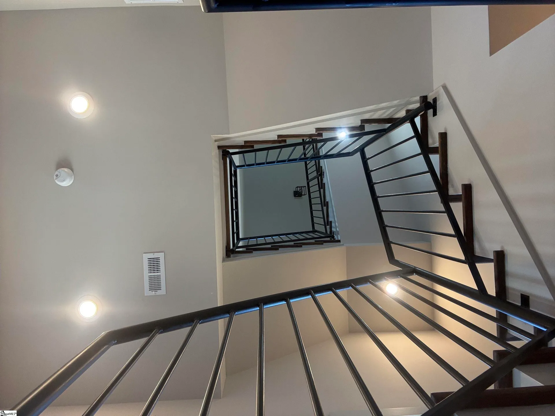 Property image 3 at 706 Anderson Road, Greenville, SC 29601