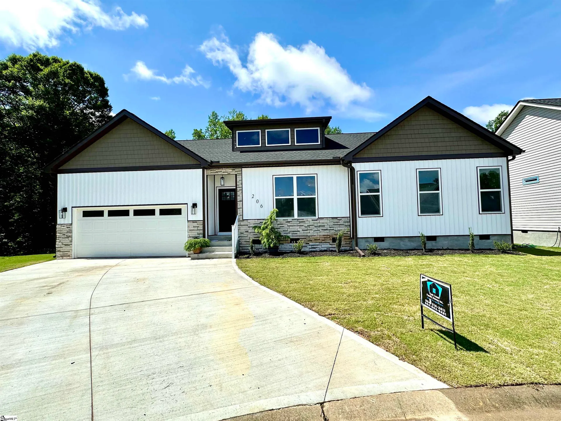 Property image 3 at 206 Page Creek Boulevard, Landrum, SC 29356