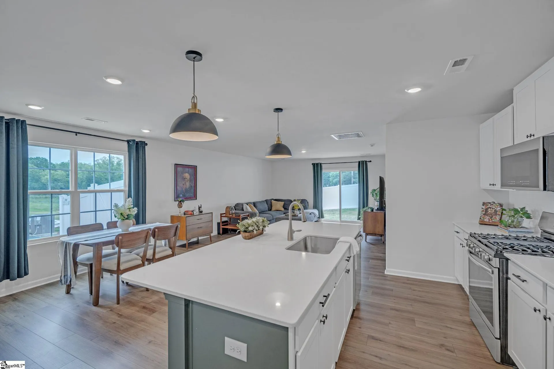 Property image 4 at 120 Broadtree Circle, Greenville, SC 29605