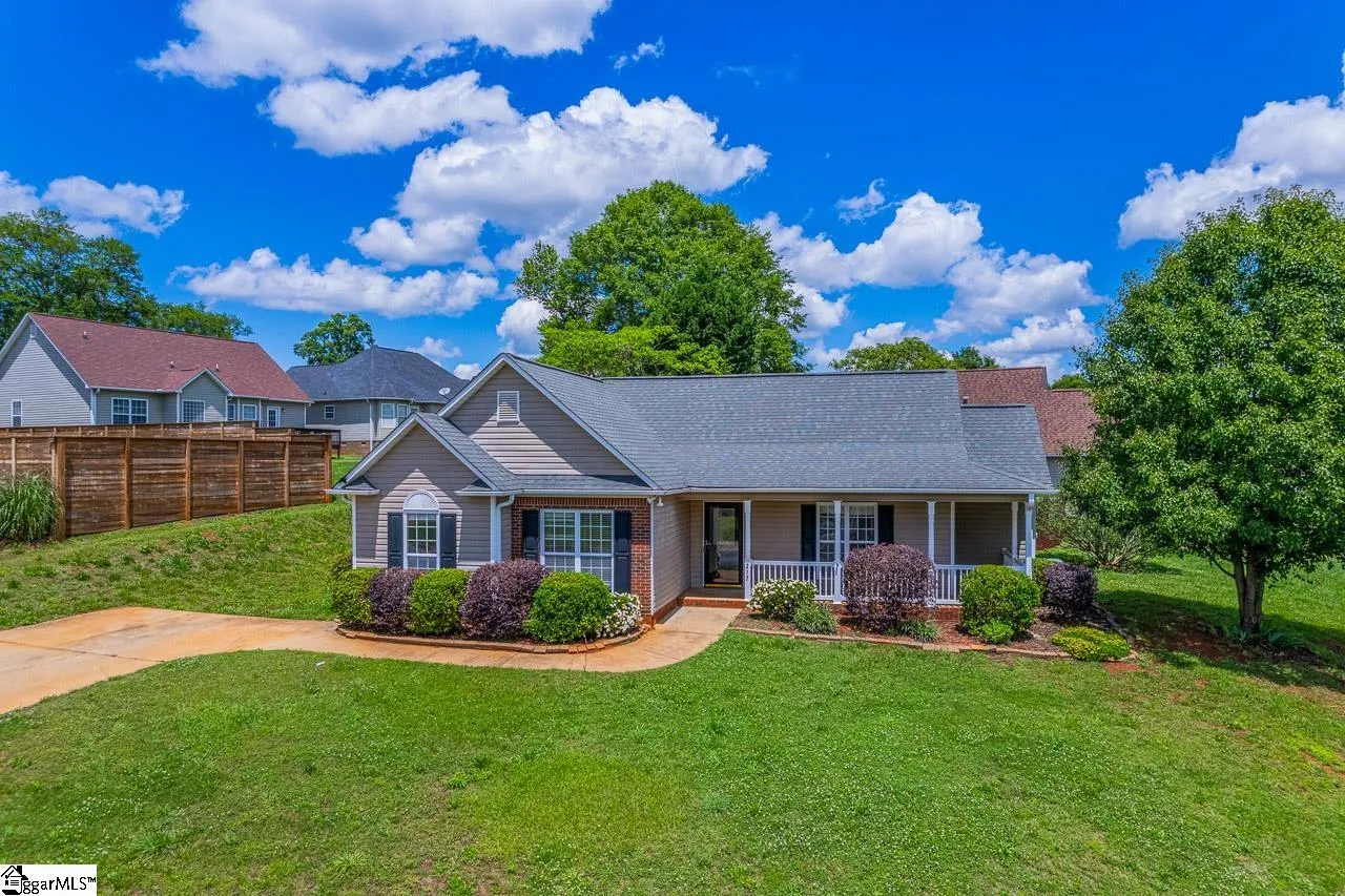 Property image 2 at 217 Cool Water Court, Boiling Springs, SC 29316