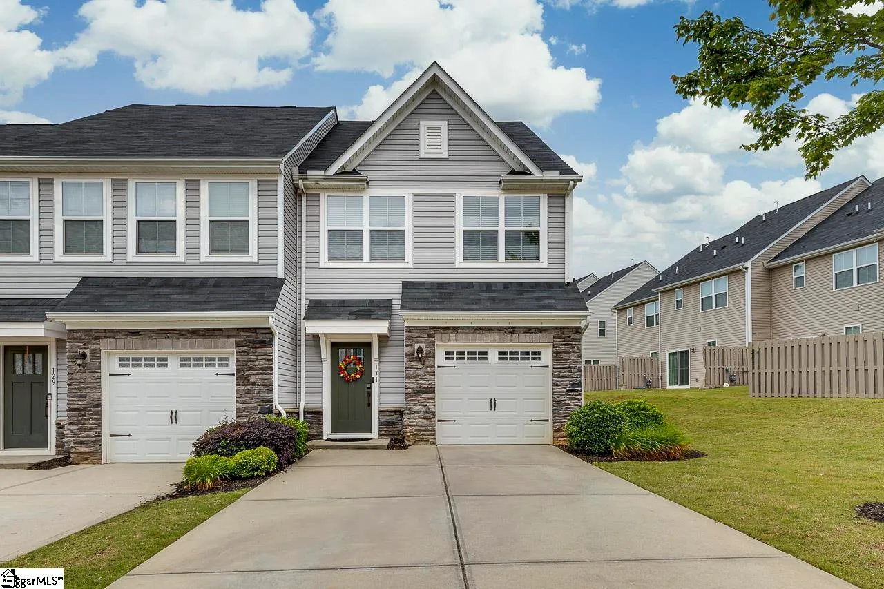 Brookwood Commons, Simpsonville Community