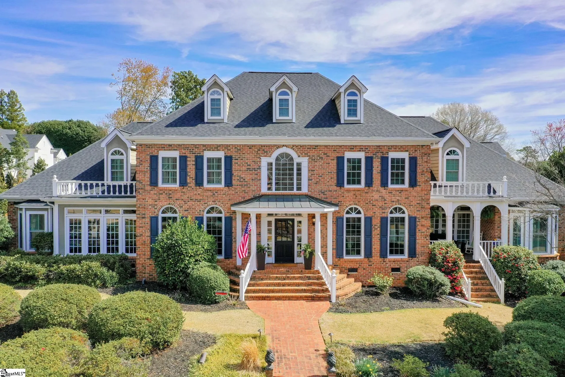 Thornblade, Greer Community