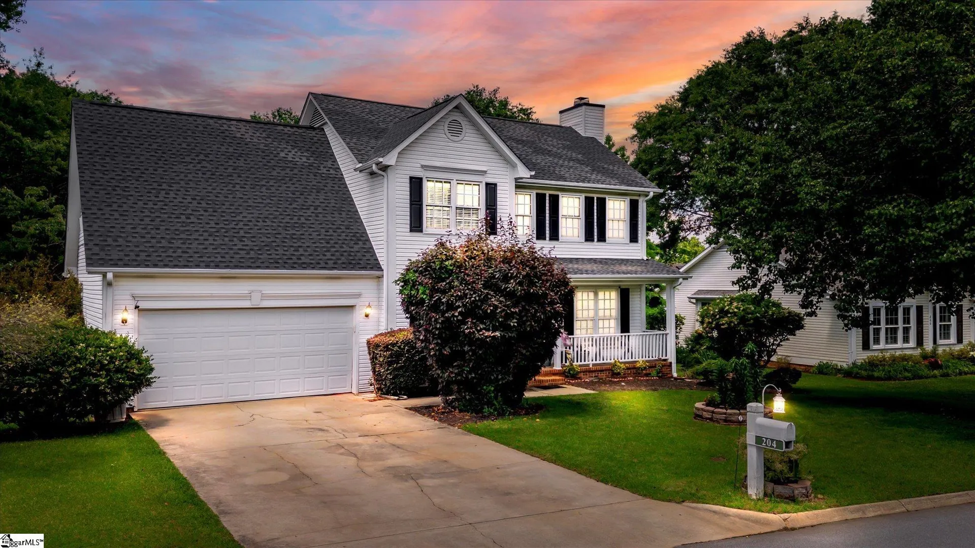 Danbury, Simpsonville Community