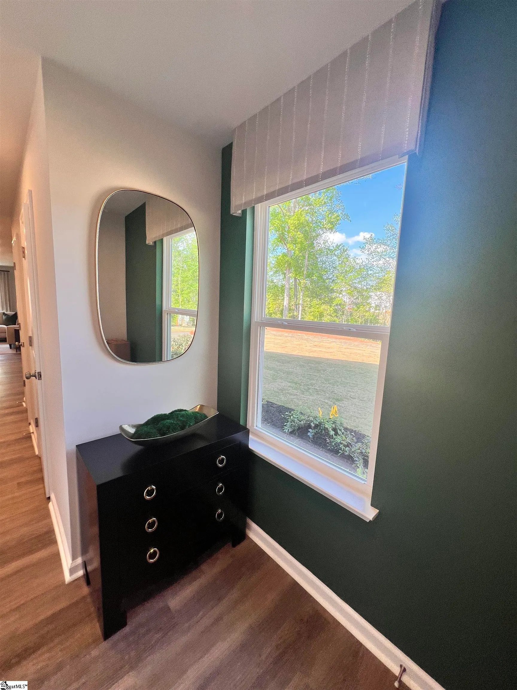 Property image 2 at 1220 Forestbrook Lane, Spartanburg, SC 29303