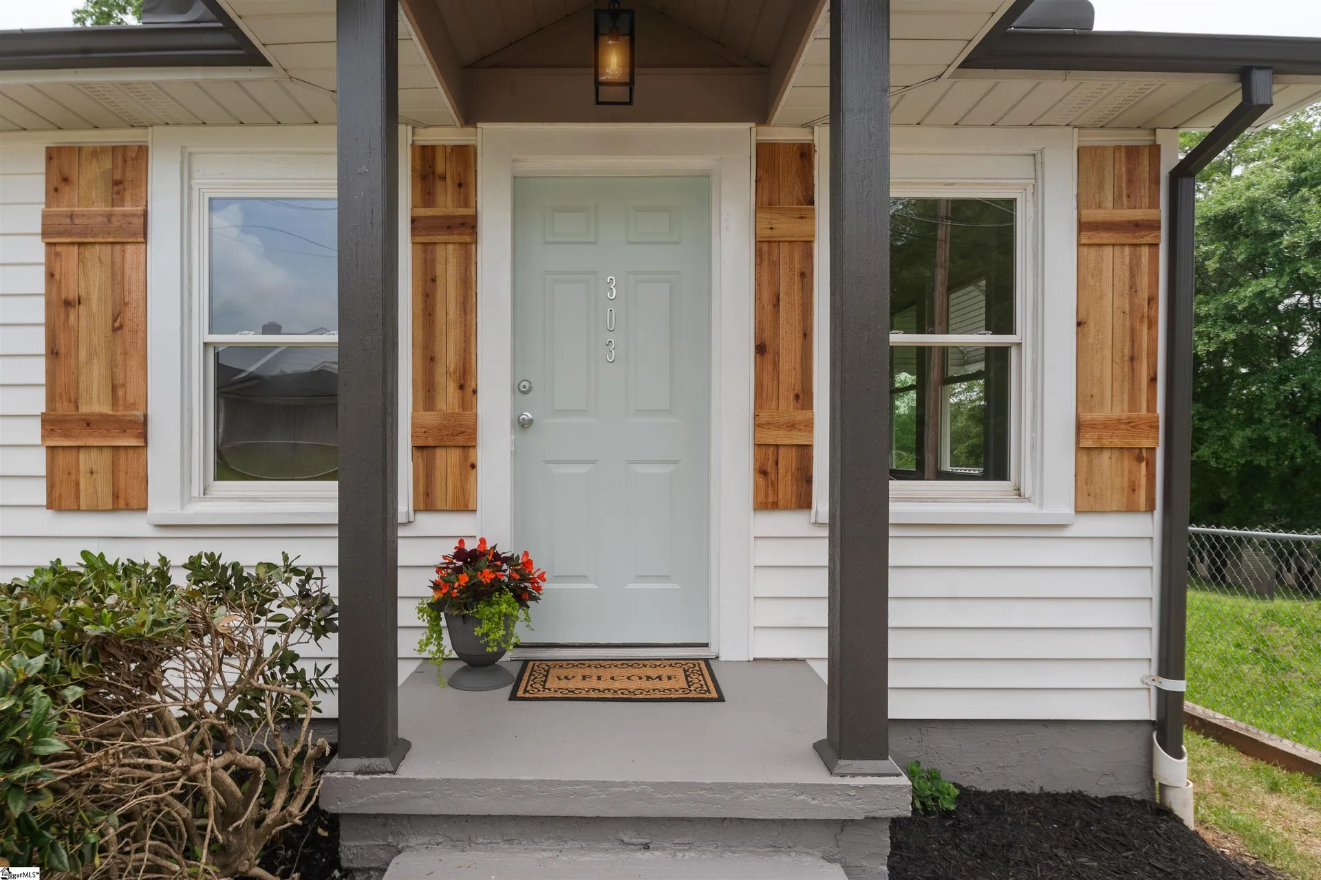 Property image 3 at 303 Gilliland Avenue, Easley, SC 29640