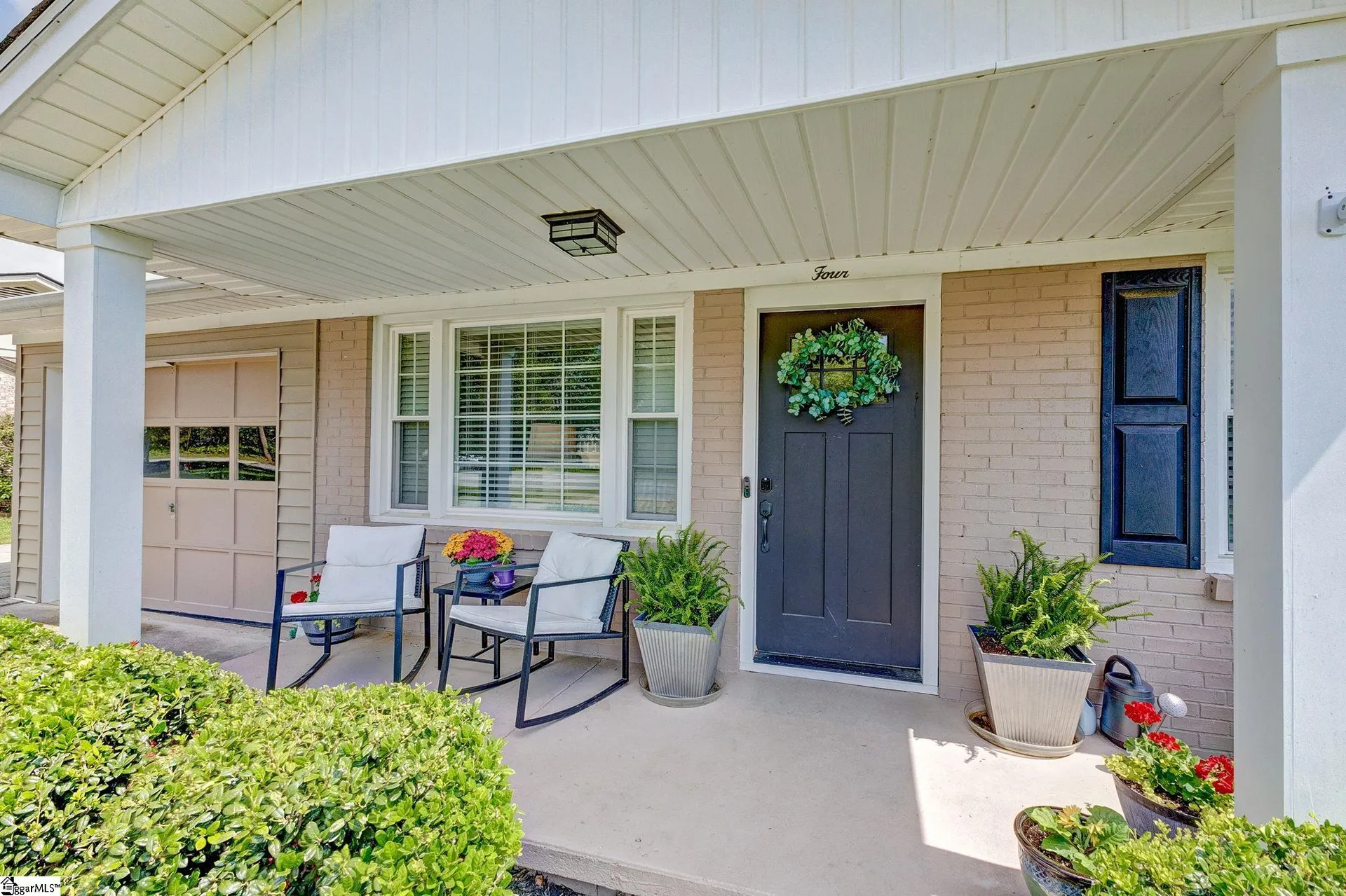 Property image 2 at 4 Archwood Court, Taylors, SC 29687