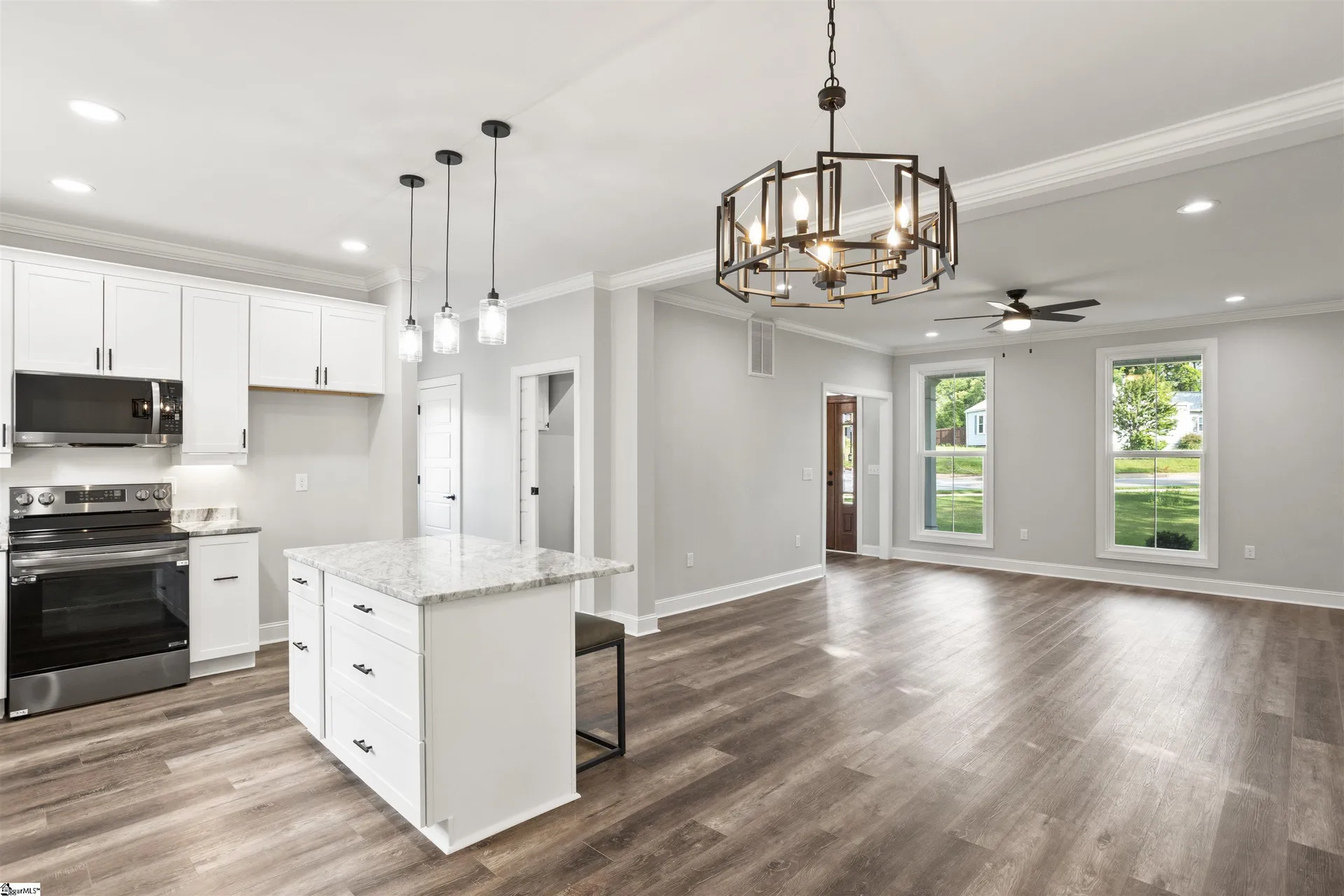 Property image 3 at 401 Old Augusta Road, Greenville, SC 29605