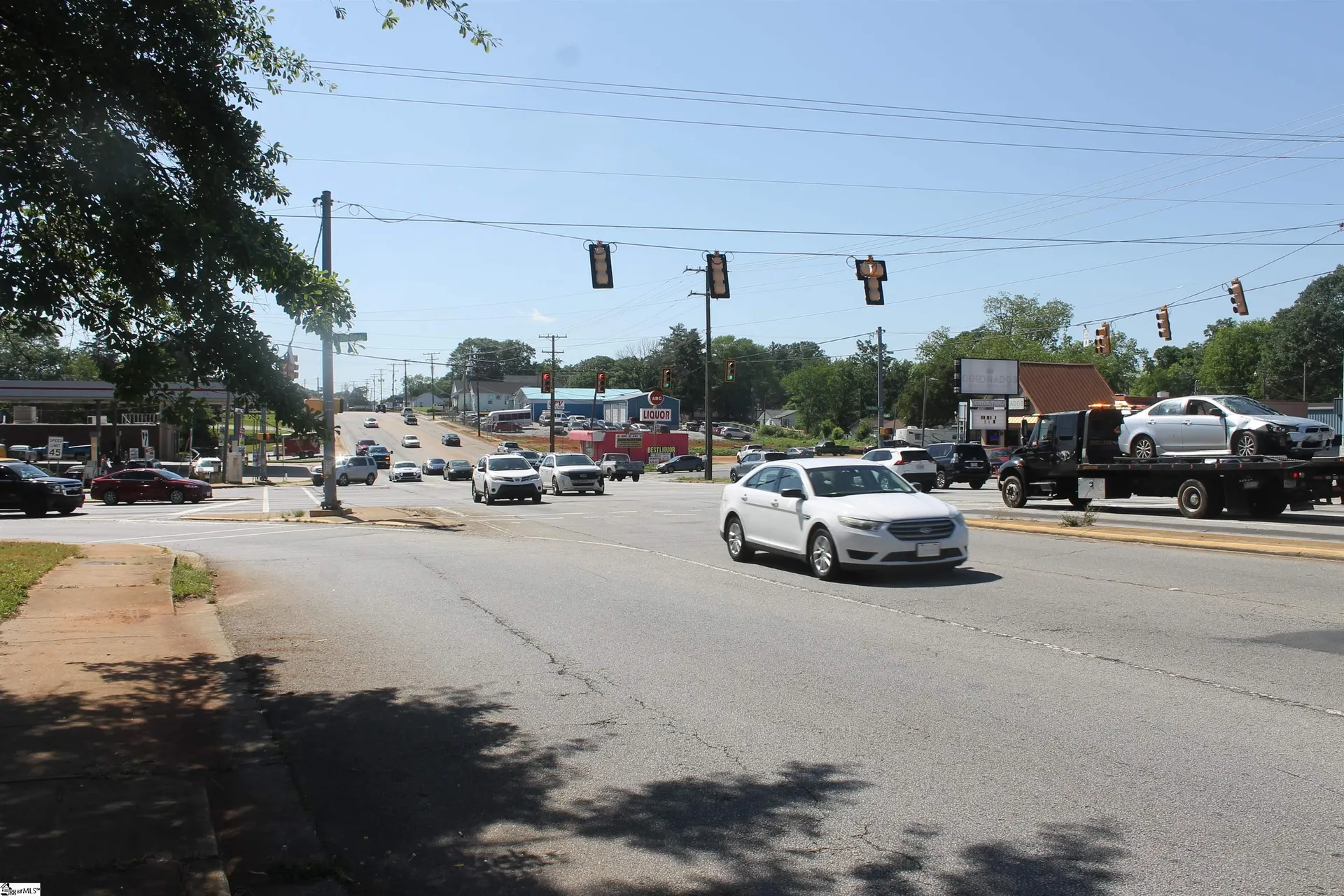 Property image 3 at 609 Cedar Lane Road, Greenville, SC 29611-2915