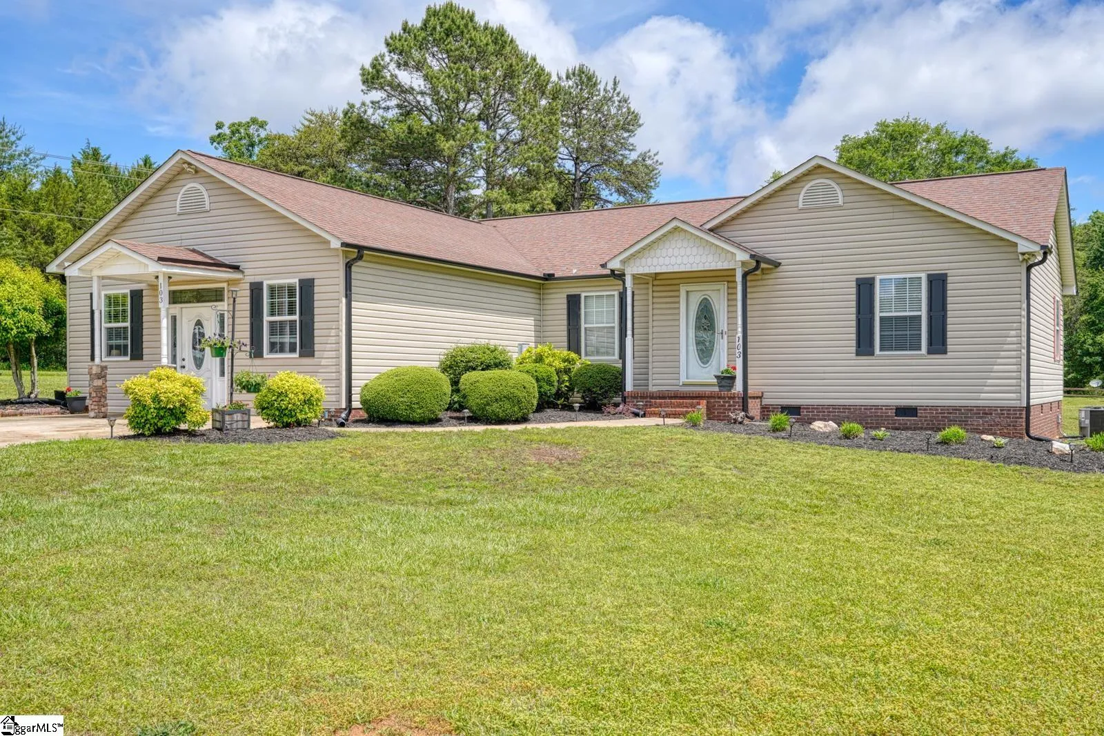 Property image 2 at 103 Cheyenne Ridge Road, Campobello, SC 29322