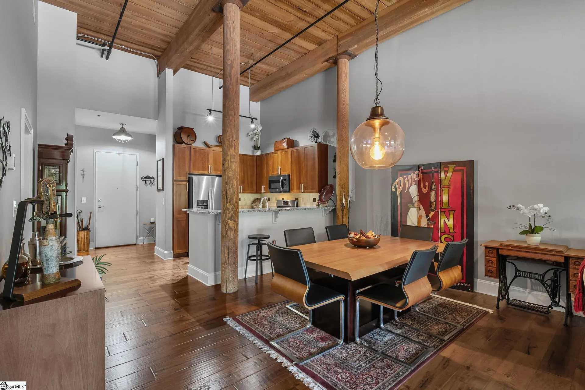 Property image 3 at 400 Mills Avenue, Greenville, SC 29605