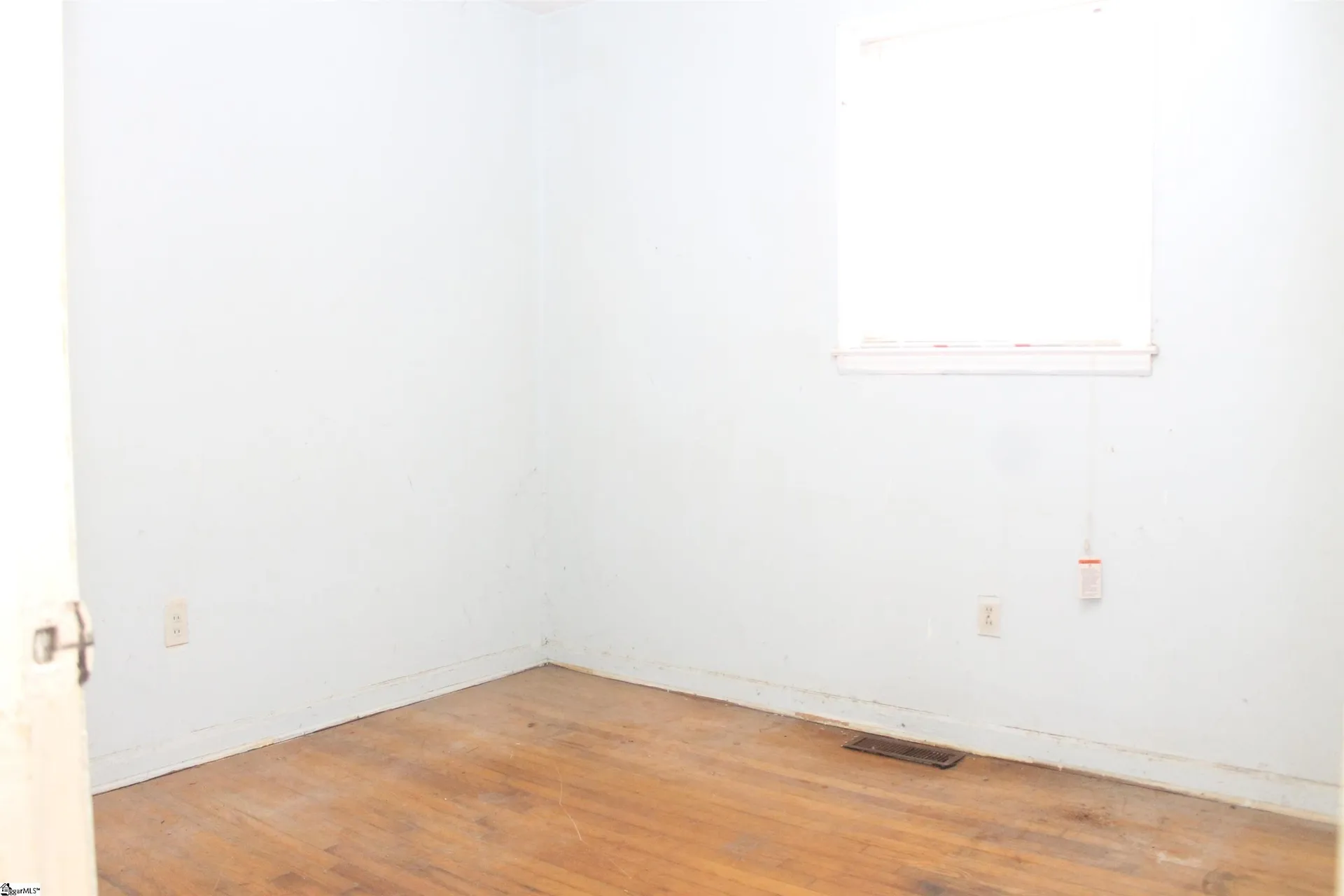 Property image 5 at 206 Ashley Avenue, Greenville, SC 29609-5454