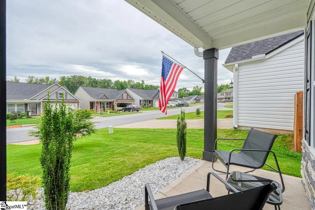 Property image 2 at 229 Minnie Crain Drive, Inman, SC 29349