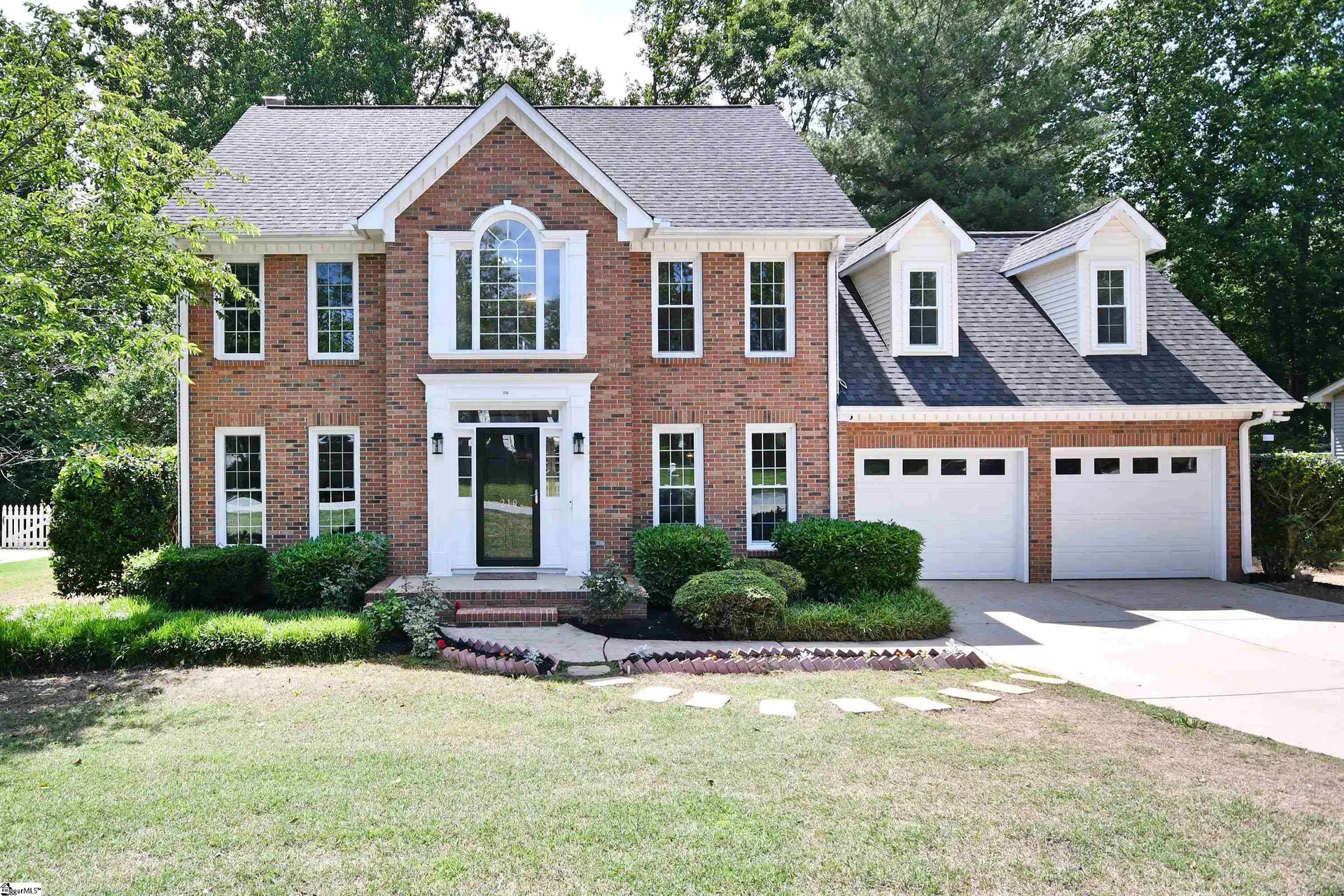 Meadowbrooke, Greenville Community